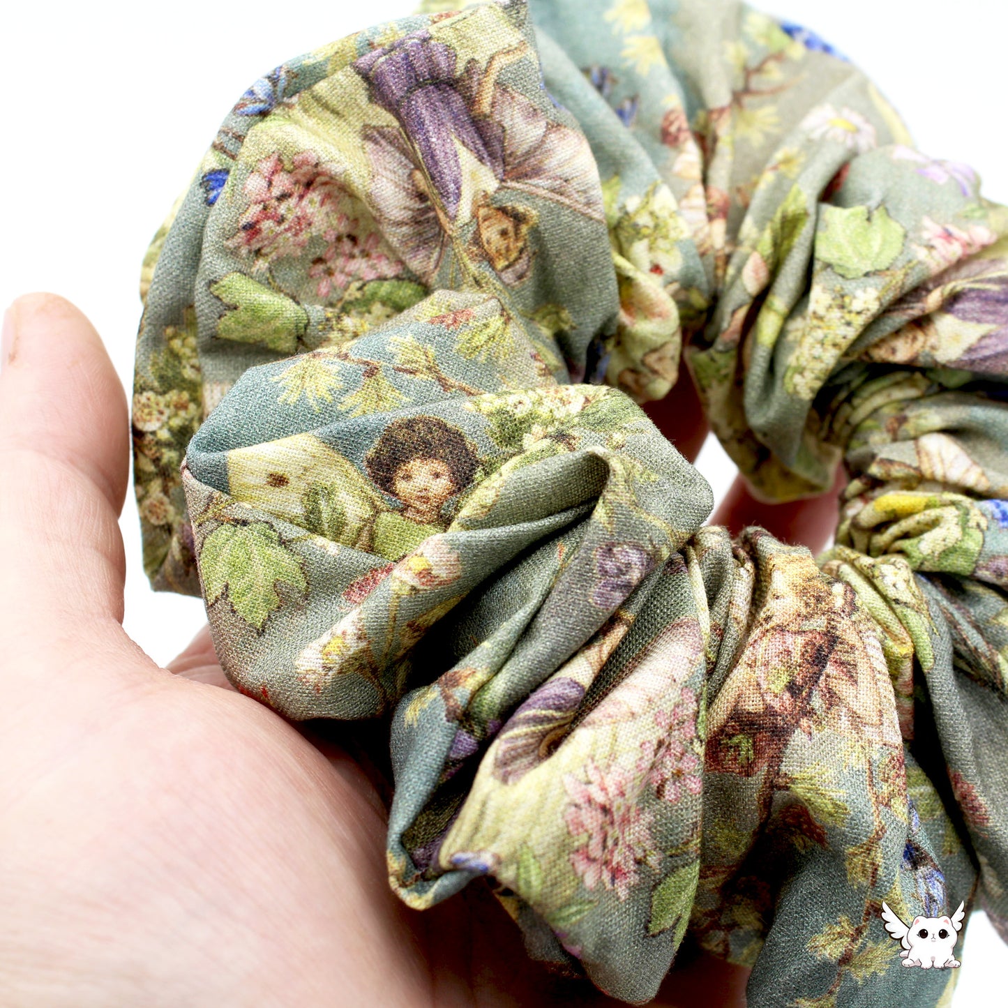 A SCRUNCHIE - CUTIES WINTER FAIRY