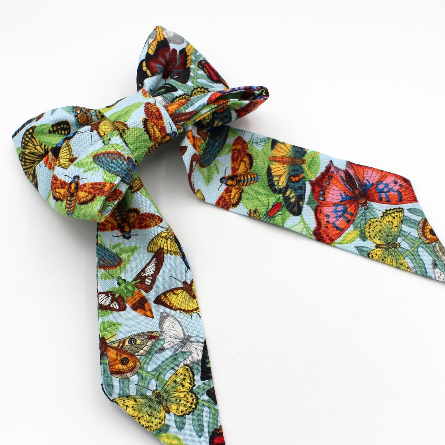 HAIR BOWS - QUEENIES WEENIES FUTTERBUG BOW